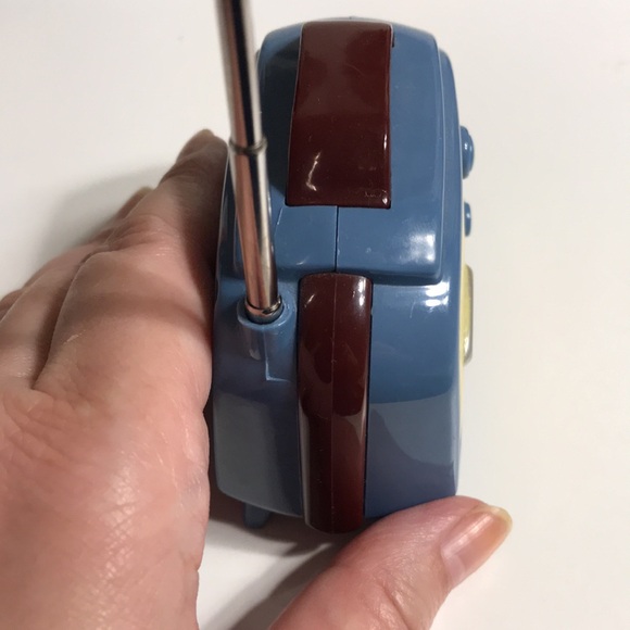 Radio Final Sale - Picture 5 of 7